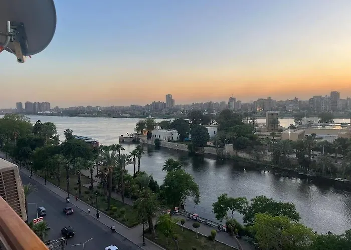 A Luxury Apartment Fully Nile View -Downtown Cairo