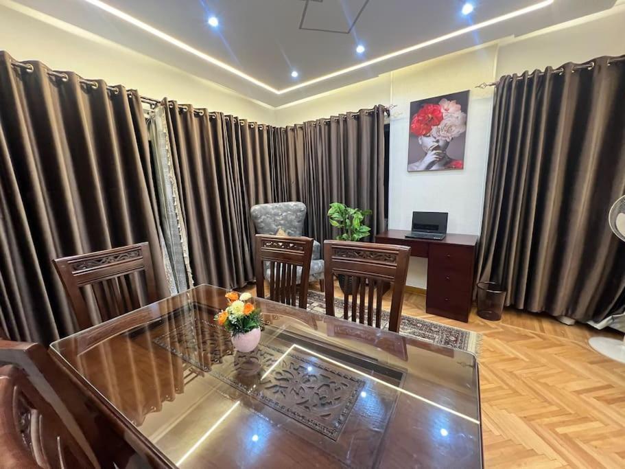 A Luxury Fully Nile View -downtown